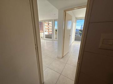 VENTA 2 AMBIENTES 50M2  VICTORIA BALCON