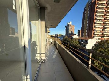 VENTA 2 AMBIENTES 50M2  VICTORIA BALCON