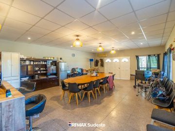 Venta quinta rural con doble vivienda y galpón