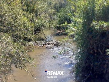 Venta quinta rural con doble vivienda y galpón