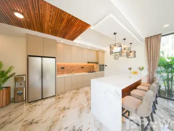 5 Bedroom Villa for sale in Tampak Siring, Bali