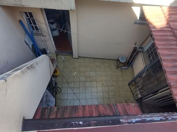 VENTA PH 3 AMBIENTES, PATIO, TZA, /VERSALLES