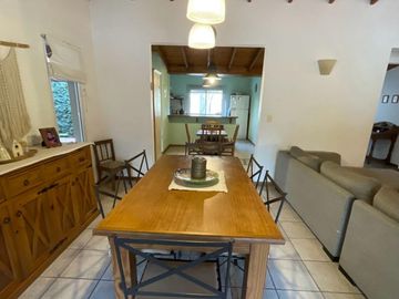 HERMOSA CASA EN VENTA BARRIO EL MIRASOL PILAR