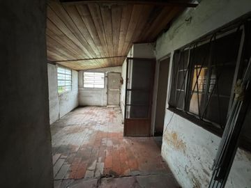 VENTA LOTE COMERCIAL SOBRE RUTA 8 Y TUCUMAN PILAR
