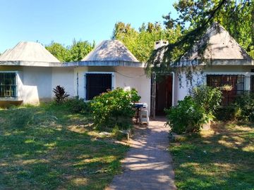 VENTA CASA, QUINTA PILETA. PARQUE DE 1362 M2 APTA
