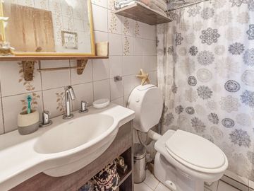 VENTA CASA, QUINTA PILETA. PARQUE DE 1362 M2 APTA