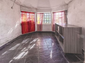 VENTA CASA, QUINTA PILETA. PARQUE DE 1362 M2 APTA