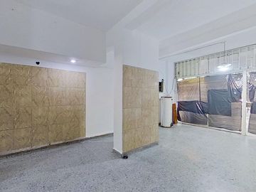 VENTA LOCAL EN ZONA MUY COMERCIAL DE CABALLITO