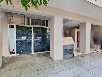 VENTA LOCAL EN ZONA MUY COMERCIAL DE CABALLITO