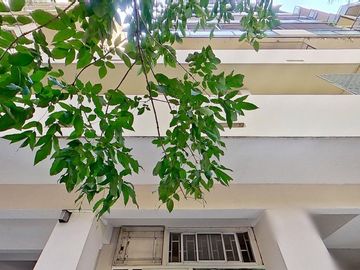 VENTA LOCAL EN ZONA MUY COMERCIAL DE CABALLITO