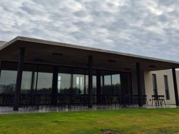 VENTA DE LOTE EN LAS VICTORIAS