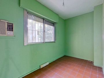 VENTA CASA FLORES 4AMB .2 TERRAZAS+PARRILLA