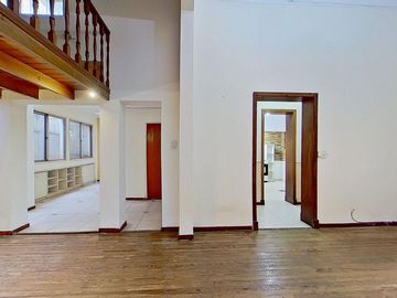 VENTA CASA FLORES 4AMB .2 TERRAZAS+PARRILLA