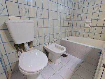 VENTA CASA FLORES 4AMB .2 TERRAZAS+PARRILLA