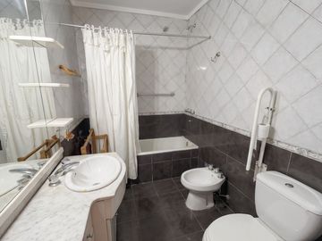 VENTA PH 5 AMB - TERRAZA - S/EXP Parque Avellaneda