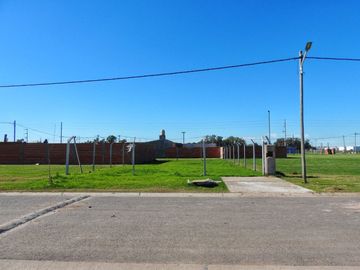 LOTE EN BURZACO