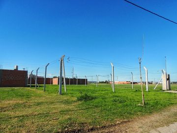 LOTE EN BURZACO