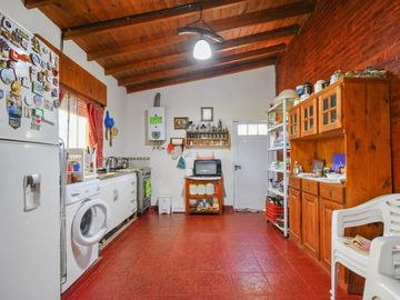 Casa  4 Amb - Venta Campana-Rio Lujan- Con Pileta