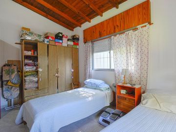 Casa  4 Amb - Venta Campana-Rio Lujan- Con Pileta