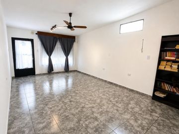 VENTA CASA 2 HABITACIONES COCHERA B SAN NICOLAS
