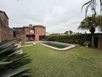 VENTA CASA 3 DORMITORIOS. B° AYACUCHO APTA CREDITO