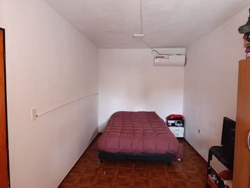VENTA CASA 2 DORMITORIOS ESTACION FLORES