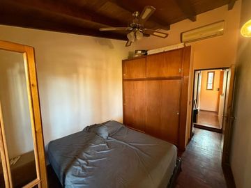 VENTA CASA 4 DORM. MAS GALPON. B° AYACUCHO