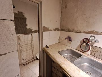 VENTA CASA IDEAL PARA COMERCIO.
