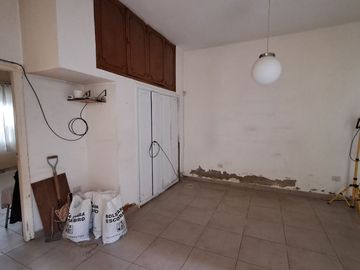 VENTA CASA IDEAL PARA COMERCIO.