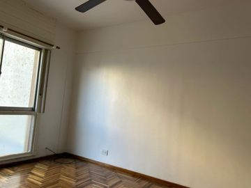 VENTA DEPARTAMENTO 2 AMBIENTES EN QUILMES CENTRO