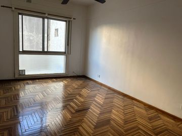 VENTA DEPARTAMENTO 2 AMBIENTES EN QUILMES CENTRO