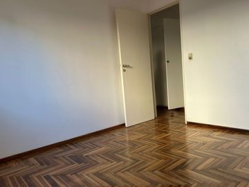 VENTA DEPARTAMENTO 2 AMBIENTES EN QUILMES CENTRO