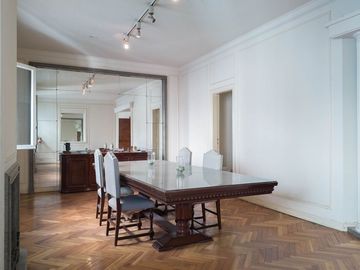 DEPTO 7MO PISO 4 AMB CON DEPENDENDENCIA MONSERRAT