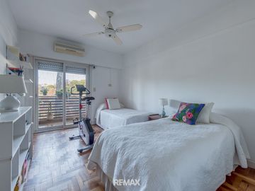 Venta departamento 3 ambientes, balcón,Las Cañitas