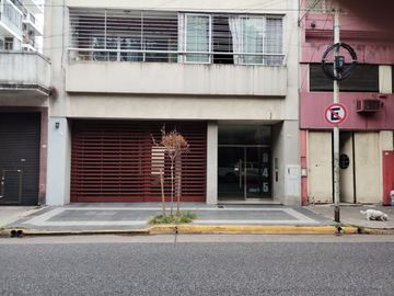 VENTA 2 COCHERAS BOEDO EN EXCELENTE EDIFICIO