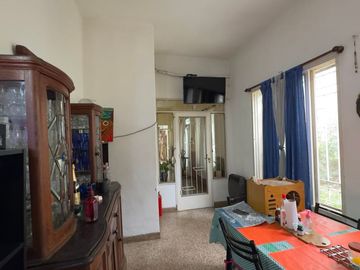 LOCAL CASA Y GALPON EN VENTA ZONA SUR