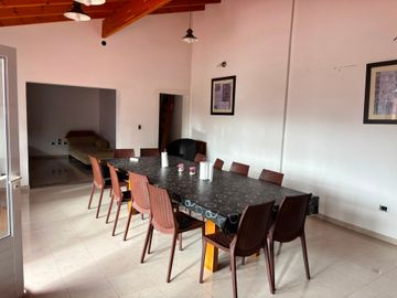 Lote c/quincho tipo depto y pileta Lujan