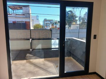 Luminoso mono ambiente a estrenar en Villa Urquiza -