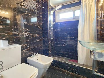 Casa en Lagartos sobre lote 1600 m² con pileta y golf — apto crédito