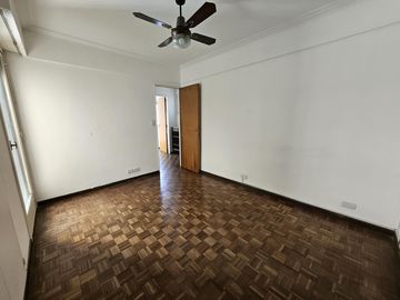 VENTA DEPARTAMENTO 3 AMBIENTES - FLORES