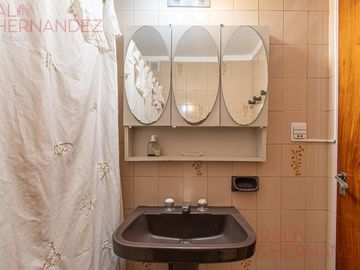 Venta 3 ambientes en Flores C/COCHERA FIJA y dependencia