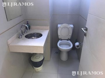 Edificio Comercial en Puerto Madero