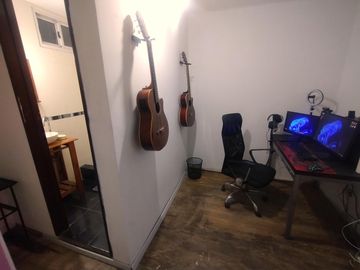 PH tipo chorizo de 4 ambientes en 2 plantas, con terraza propia de 40m2 en Villa Urquiza