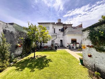 Venta en block casa 3 ambientes y departamento 3 ambientes Moron Sur