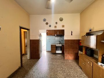 Venta en block casa 3 ambientes y departamento 3 ambientes Moron Sur