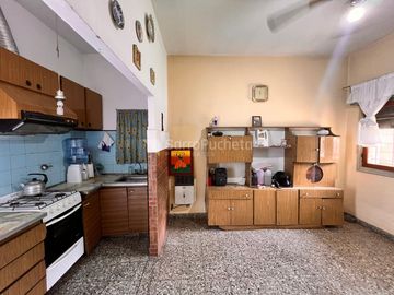 Venta en block casa 3 ambientes y departamento 3 ambientes Moron Sur