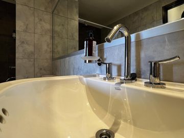 Departamento de 3 dormitorios en barrio 23 de Agosto