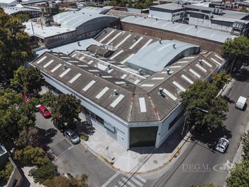 Depósito en Mataderos