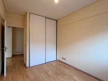 Departamento en Alquiler en San Cristobal (Jujuy al 1100) de 2 Amb