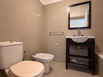 Departamento en Alquiler en San Cristobal (Jujuy al 1100) de 2 Amb